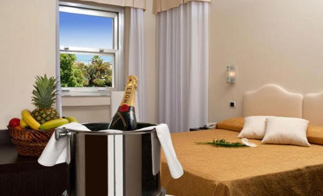 Hotel Welcome San Benedetto del Tronto Room photo